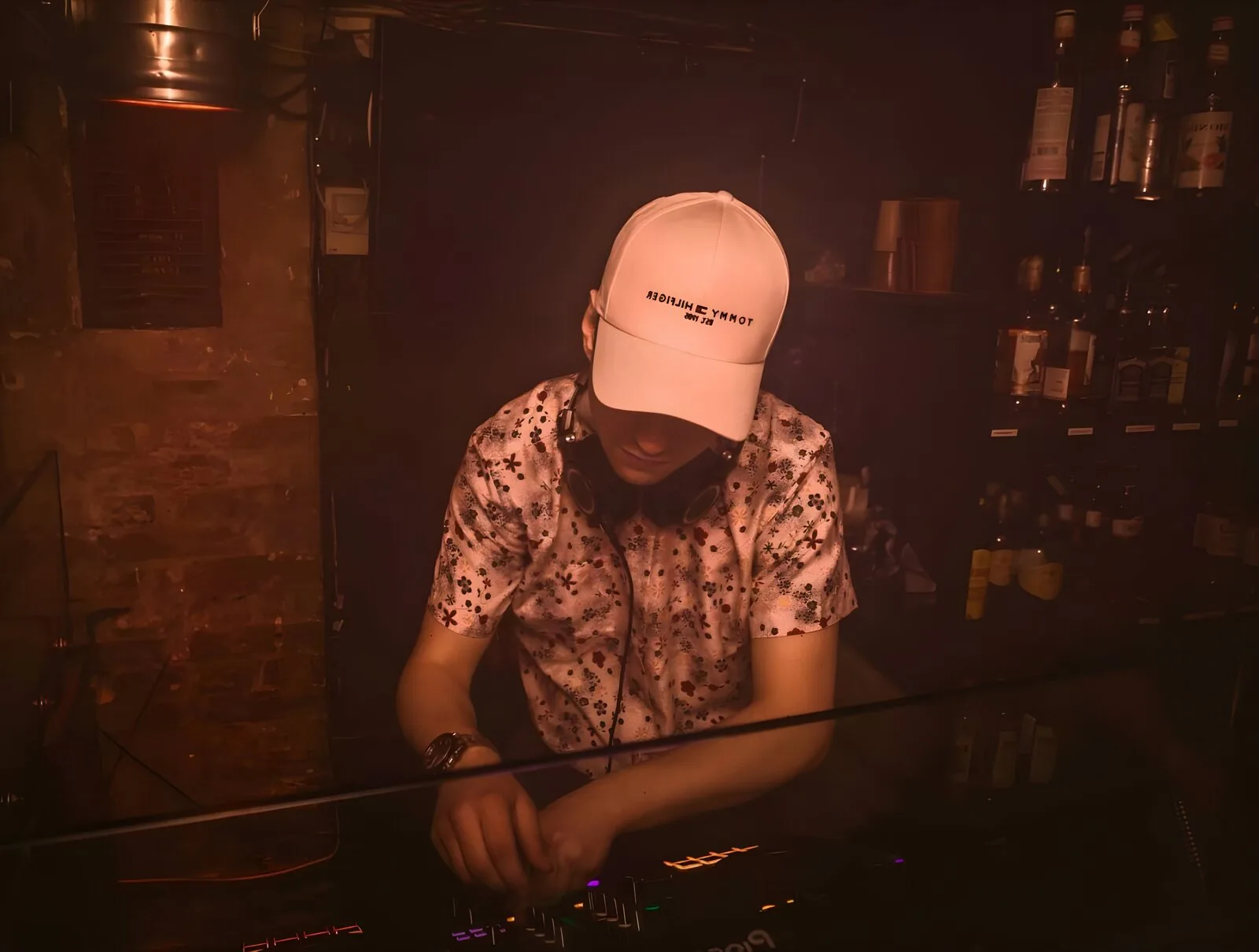 DJ Maze bag pulten til fest